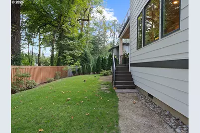 13344 Briarwood Ln, Lake Oswego, OR 97034 - Photo 42