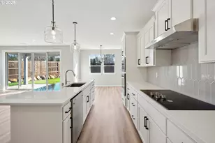 135 E Airedale Ave, La Center, WA 98629 - Photo 6