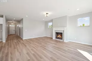 135 E Airedale Ave, La Center, WA 98629 - Photo 4