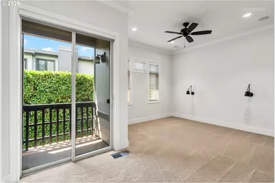 124 D Ave, Lake Oswego, OR 97034 - Photo 22