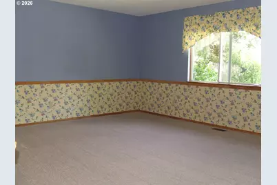 11601 SW 129th Pl, Portland, OR 97223 - Photo 12