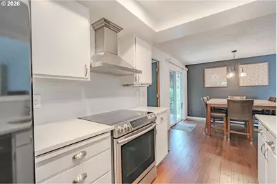 15710 NE 9th Cir, Vancouver, WA 98684 - Photo 8