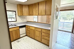 1752 SE Hall Ct, Waldport, OR 97394 - Photo 16