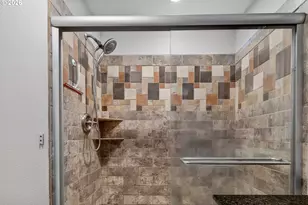 911 NW Fargo St, Camas, WA 98607 - Photo 24