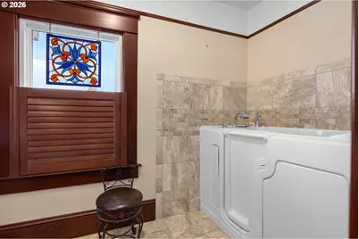 837 SE Watson St, Roseburg, OR 97470 - Photo 22