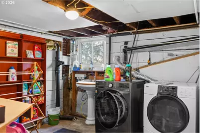 837 SE Watson St, Roseburg, OR 97470 - Photo 28