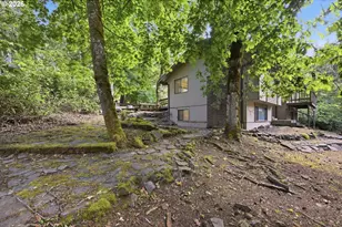 2879 Timberline Dr, Eugene, OR 97405 - Photo 32