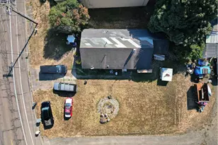 2240 Ferry St, Albany, OR 97322 - Photo 6