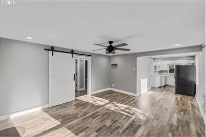 1390 Pennsylvania Ave, Coos Bay, OR 97420 - Photo 6