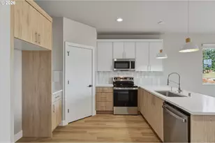 618 SE 34th St, Battle Ground, WA 98604 - Photo 6