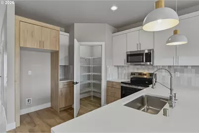 618 SE 34th St, Battle Ground, WA 98604 - Photo 8