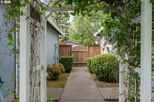6504 NE Chestnut St, Hillsboro, OR 97124 - Photo 26