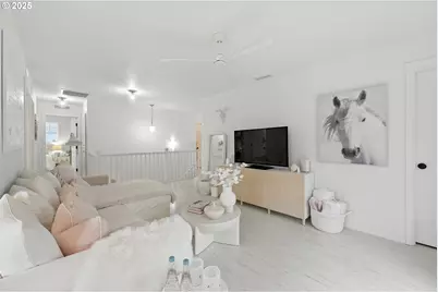 2210 S White Salmon Dr, Ridgefield, WA 98642 - Photo 32