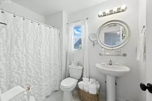 2210 S White Salmon Dr, Ridgefield, WA 98642 - Photo 34