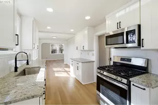 2542 SE 18th Ave, Portland, OR 97202 - Photo 12