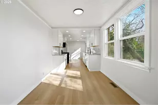 2542 SE 18th Ave, Portland, OR 97202 - Photo 8