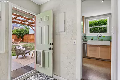 304 W 32nd St, Vancouver, WA 98660 - Photo 14
