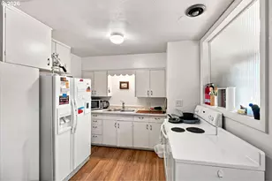 1742 Center St, Salem, OR 97301 - Photo 6