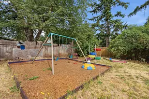 9505 SE 79th Ave, Milwaukie, OR 97222 - Photo 40