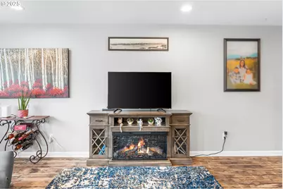 7512 NE 34th Ave #7C, Vancouver, WA 98665 - Photo 8