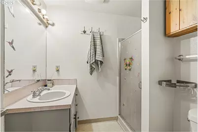 2804 NE 86th Cir, Vancouver, WA 98665 - Photo 12