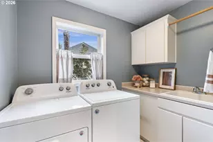 6295 SW Tillamook Pl, Beaverton, OR 97007 - Photo 34