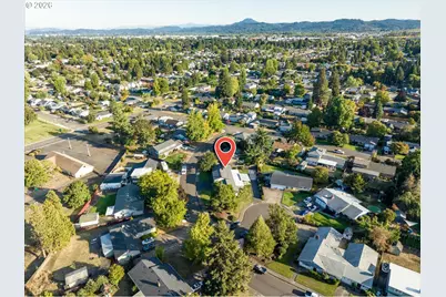 4360 Catalina St, Eugene, OR 97402 - Photo 46