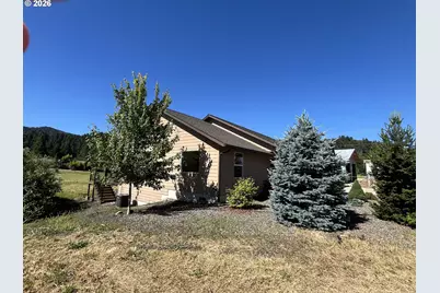 155 SE Callaham Ct, Myrtle Creek, OR 97457 - Photo 40