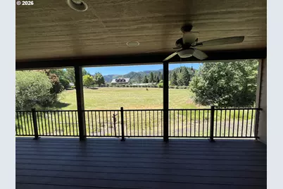 155 SE Callaham Ct, Myrtle Creek, OR 97457 - Photo 32