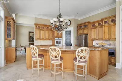 330 NW Ilwaco St, Camas, WA 98607 - Photo 10