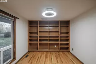 1141 NE Springwood Dr, Albany, OR 97321 - Photo 18