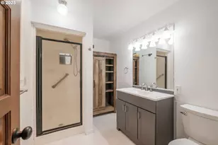 1141 NE Springwood Dr, Albany, OR 97321 - Photo 24