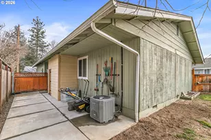 3712 Colver Rd, Phoenix, OR 97535 - Photo 32