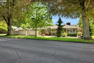2251 Louisiana St, Longview, WA 98632 - Photo 2