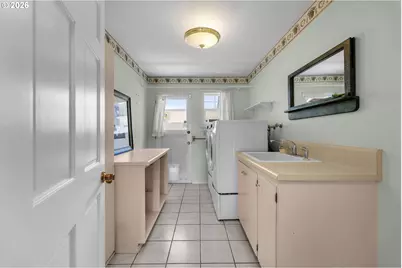 2251 Louisiana St, Longview, WA 98632 - Photo 40
