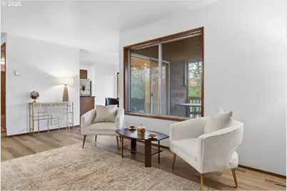 236 SW Collins St, Portland, OR 97219 - Photo 6