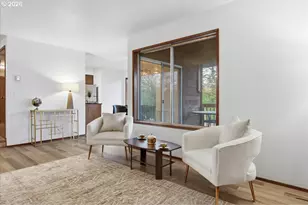 236 SW Collins St, Portland, OR 97219 - Photo 6