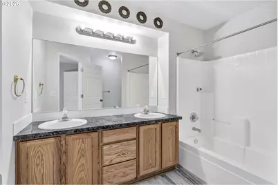 1783 NW 8th Ave, Hillsboro, OR 97124 - Photo 32