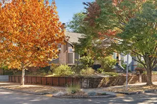 3244 NE 60th Ave, Portland, OR 97213 - Photo 2
