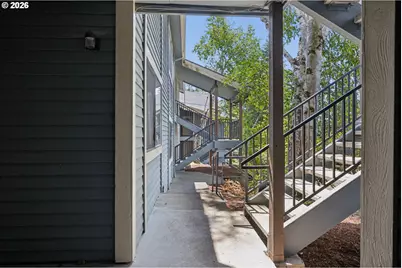 10220 SE Talbert St, Clackamas, OR 97015 - Photo 2