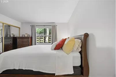 10220 SE Talbert St, Clackamas, OR 97015 - Photo 22