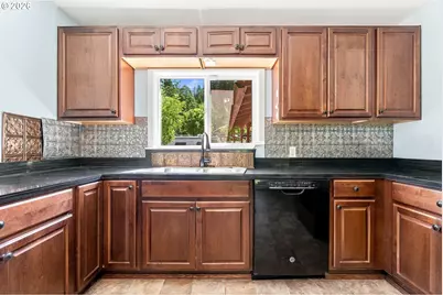 38497 Wendling Rd, Marcola, OR 97454 - Photo 12