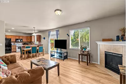 1032 S 1st St, Cottage Grove, OR 97424 - Photo 16