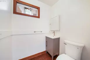 2774 Potter St, Eugene, OR 97405 - Photo 40