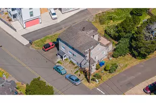 529 SW 32nd St, Lincoln City, OR 97367 - Photo 18