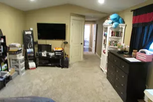 360 Cindy Ln, Mount Angel, OR 97362 - Photo 22