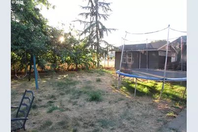 360 Cindy Ln, Mount Angel, OR 97362 - Photo 6