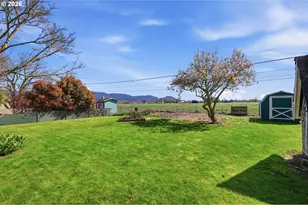 33626 Paiute Ln, Eugene, OR 97408 - Photo 36