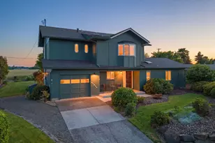 33626 Paiute Ln, Eugene, OR 97408 - Photo 1
