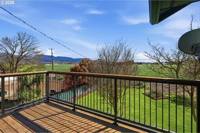 33626 Paiute Ln, Eugene, OR 97408 - Photo 22